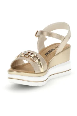 Platin-Sandalen mit Keil und Zierkette Energy E425