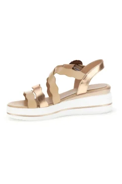 Sandali beige con fasce ondulate e zeppa Burani 52194C1582