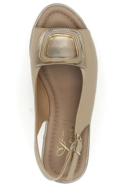 Sandali beige con zeppa e maxi fibbia Pittarello Look MK3197352