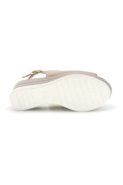 Sandali beige con zeppa Pittarello look MK3908352
