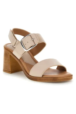 Sandali beige Made in Italy con maxi fibbia Pittarello look MK3619214