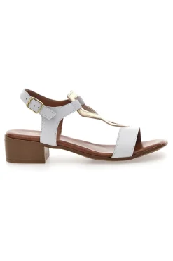 Sandali Bianchi con Tomaia in Pelle Pittarello Look 244295