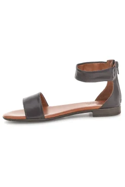 Sandali marroni con fascia e zip sul retro Pittarello look 225495