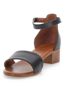 Sandali Neri Con Tacco Basso Pittarello Look 243035
