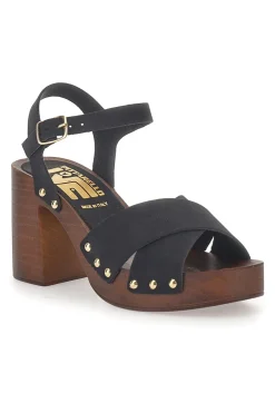 Sandali neri con tacco largo e borchiette Pittarello Love 9086