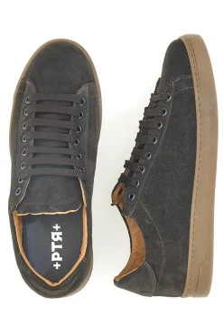 Sneakers marroni in camoscio con suola a contrasto Ptr 3021