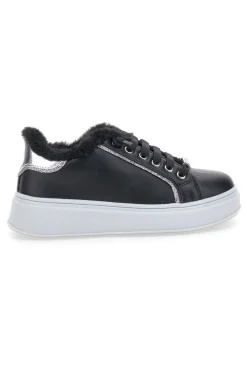 Sneakers nere con pelliccia e dettagli metallici Grazie Girl 153451