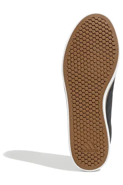 Sneakers nere con strisce bianche stile skate Adidas VS Pace 2.0