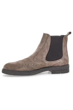 Stivaletti Beatles tortora in camoscio con lavorazione brogue Pittarello 44