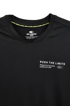 T-shirt nera a maniche corte con stampa frontale No limits MATS026S26
