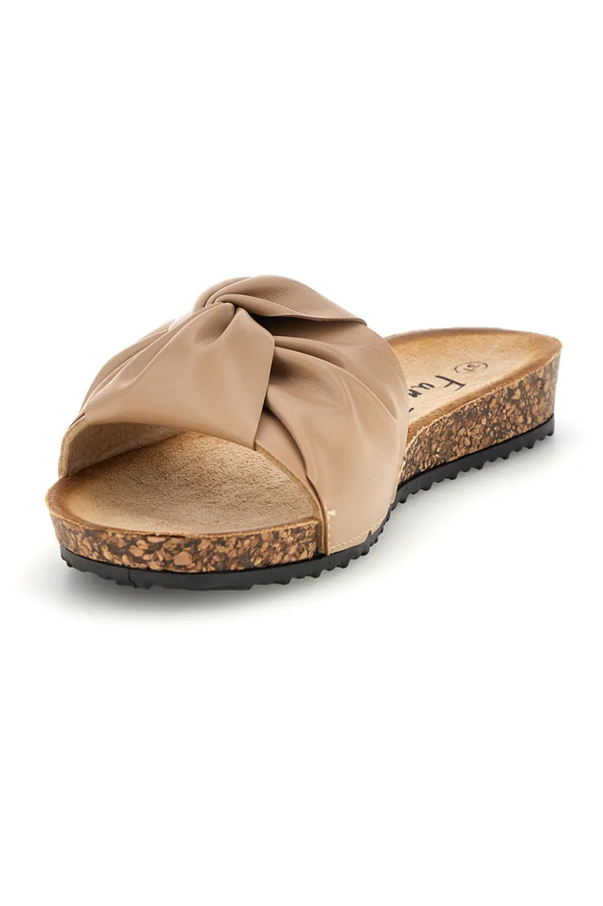 Beige Hausschuhe mit geknotetem Riemen Fun beach 18107