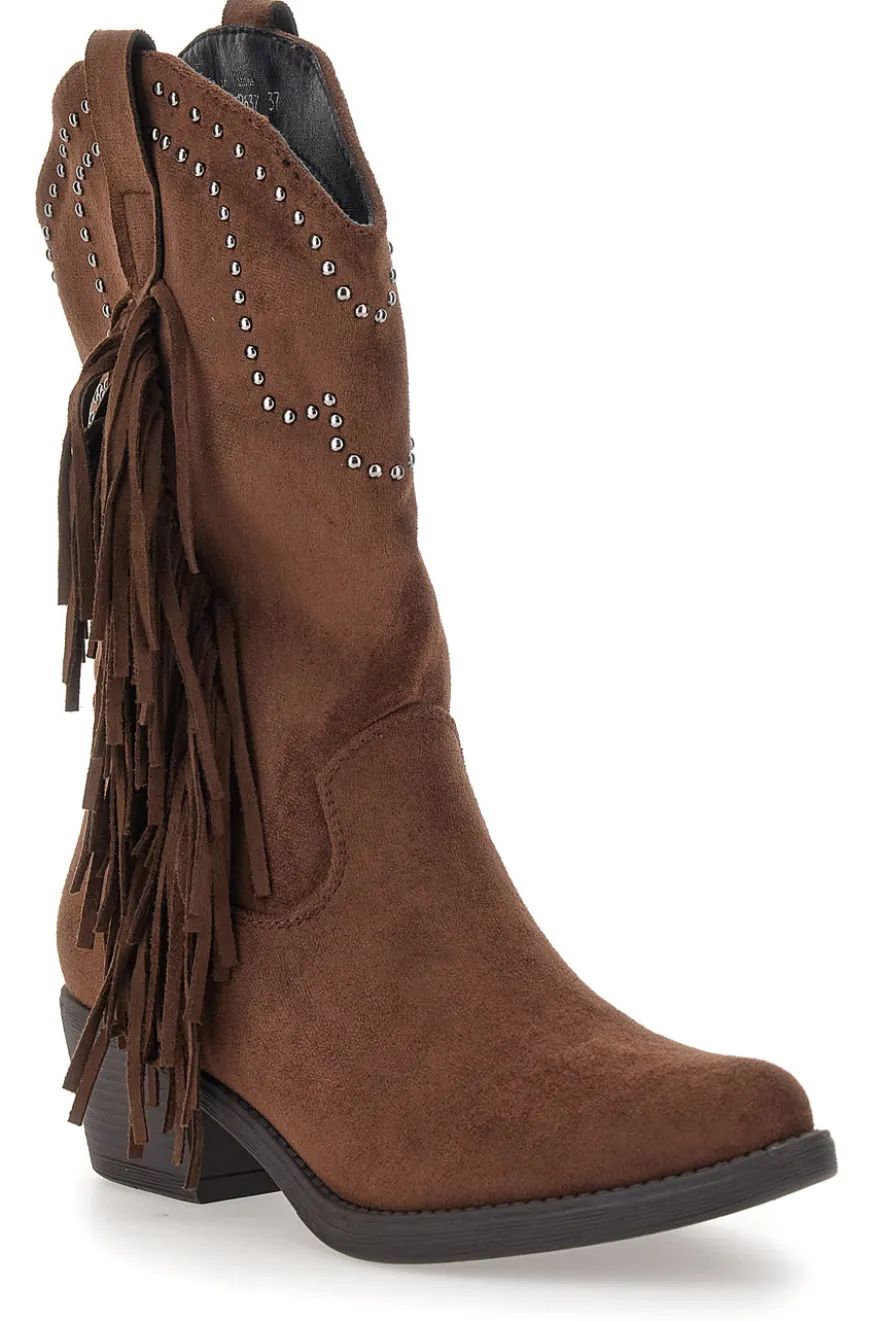 Die ersten braunen Cowboystiefel P637 mit Fransen und Nieten