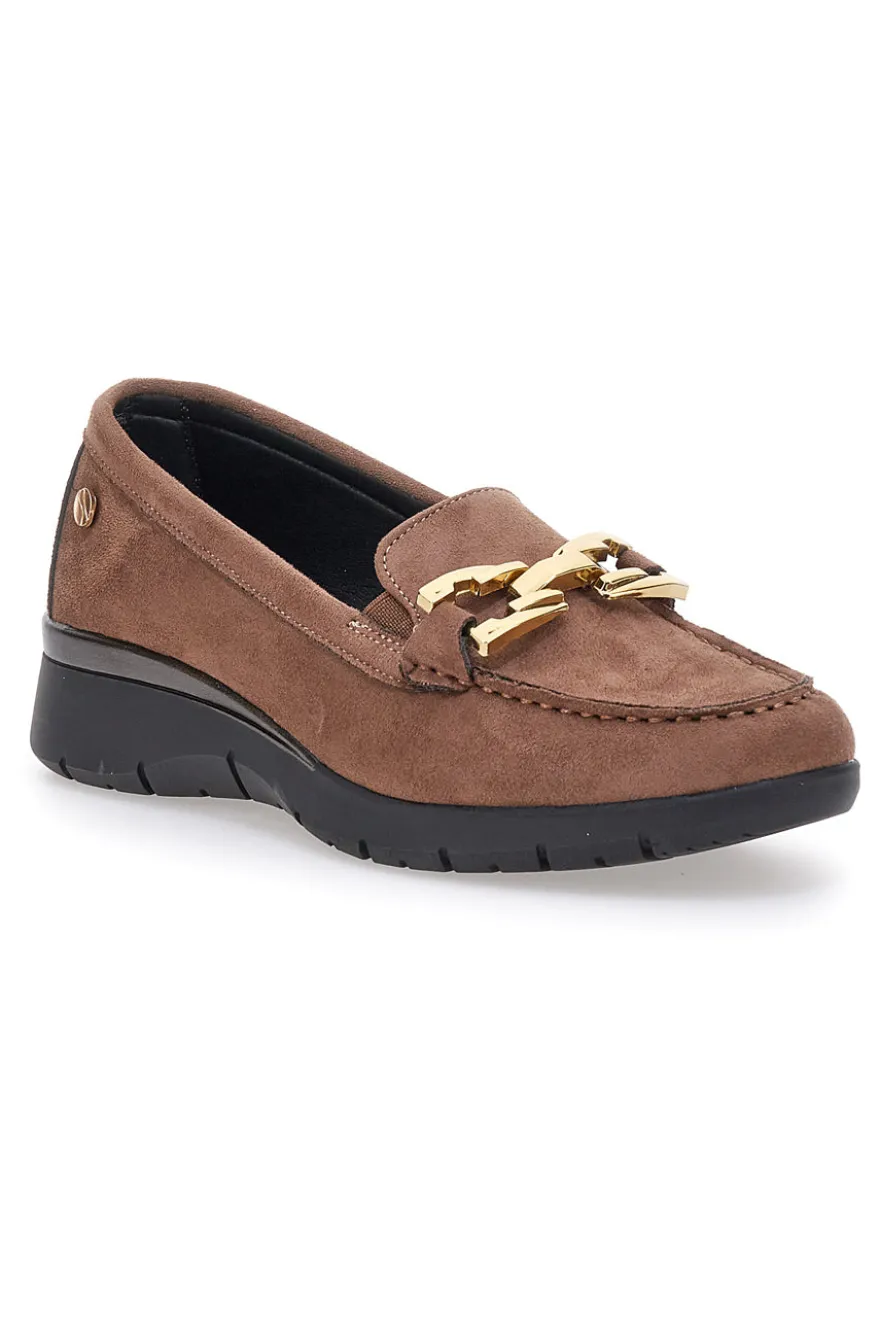 Mocassini Marroni Effetto Suede Con Catenina INBLU IC020042