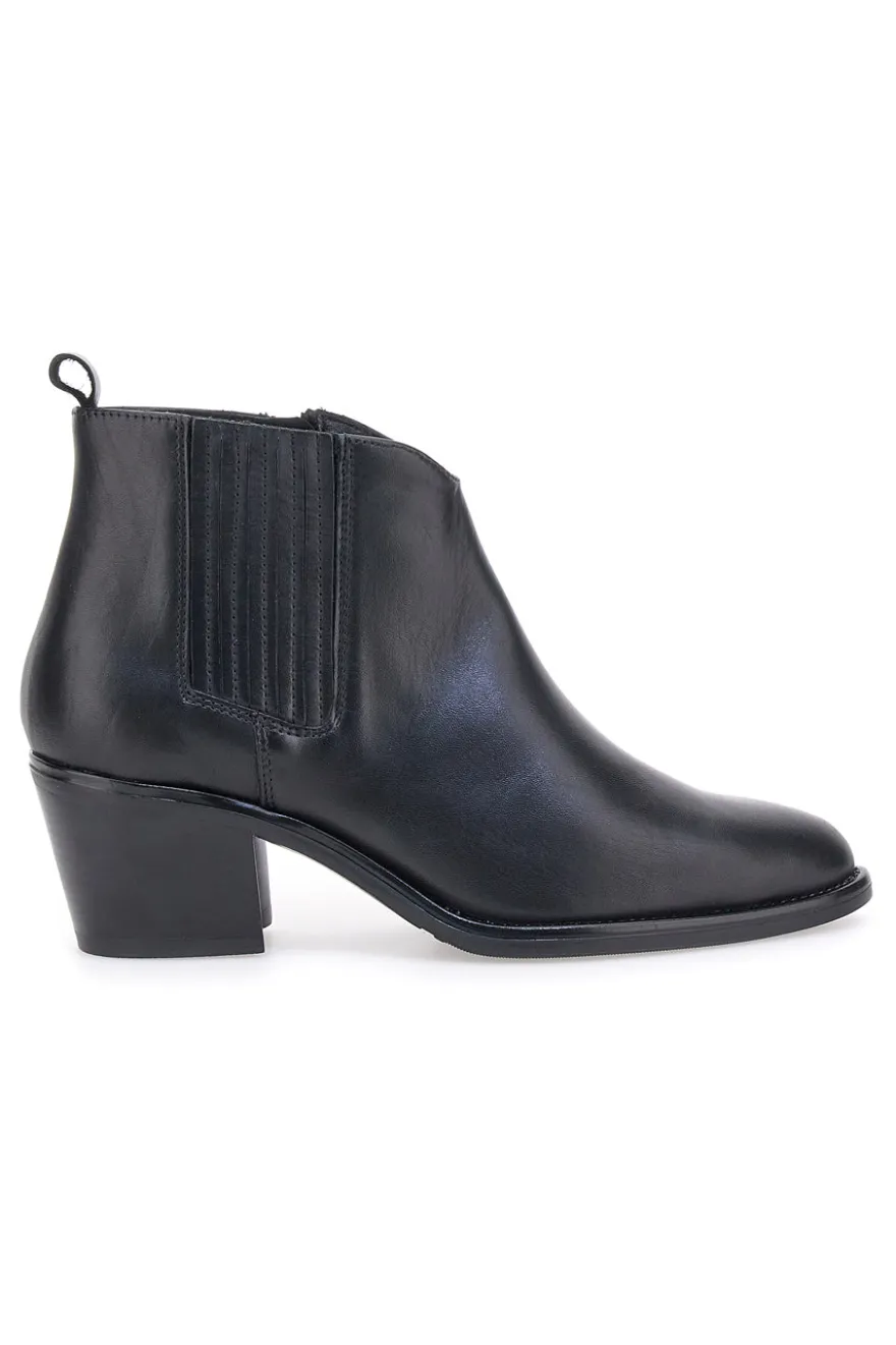 Pittarello Class 865010 schwarze Stiefeletten mit mittelhohem Absatz