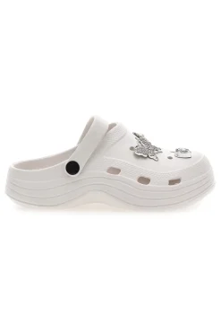 Sabot bianco con charms decorativi 2T2L 2035