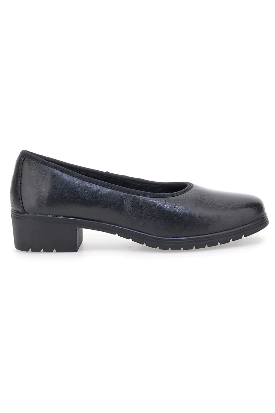 Scarpe comode nere in pelle con tacco basso e memory foam Pittarello 11574