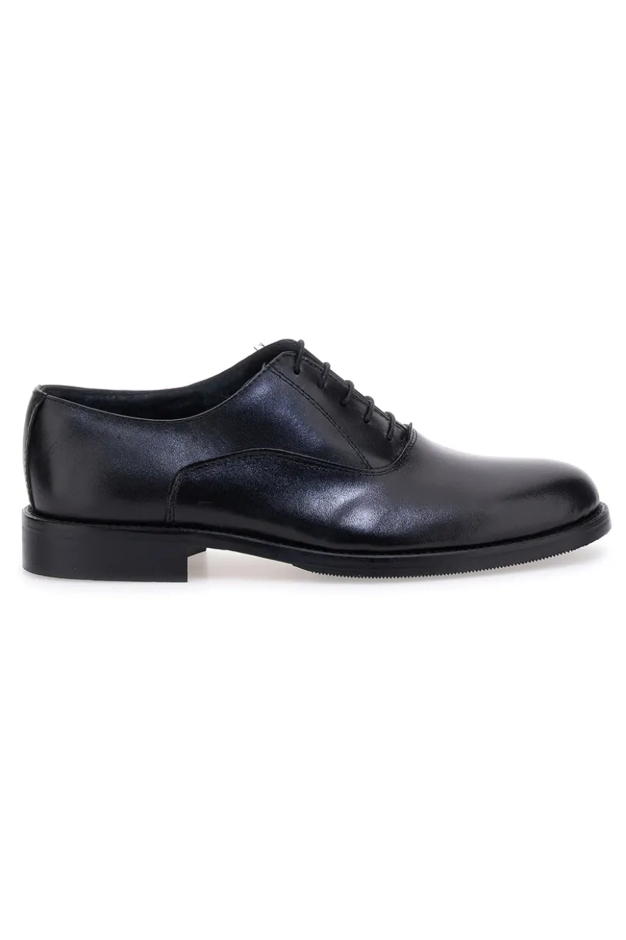 Scarpe eleganti nere con finitura lucida Made in Italy Pittarello 7700