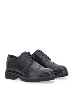 Schnürschuhe im englischen Stil mit Schnürsenkeln PLOCADI 1555