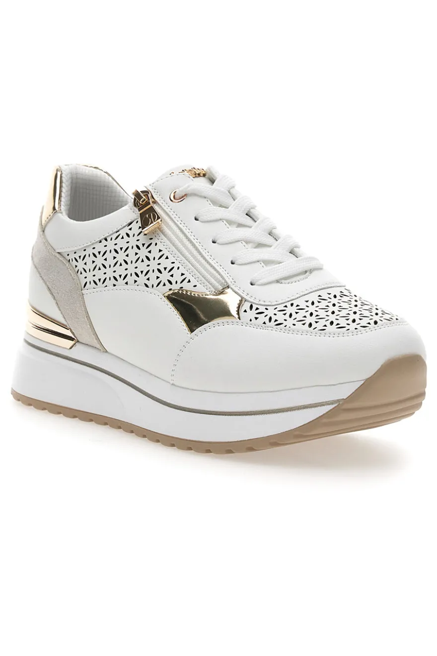 Sneakers bianche traforate con dettagli oro e zeppa Inblu 478IN