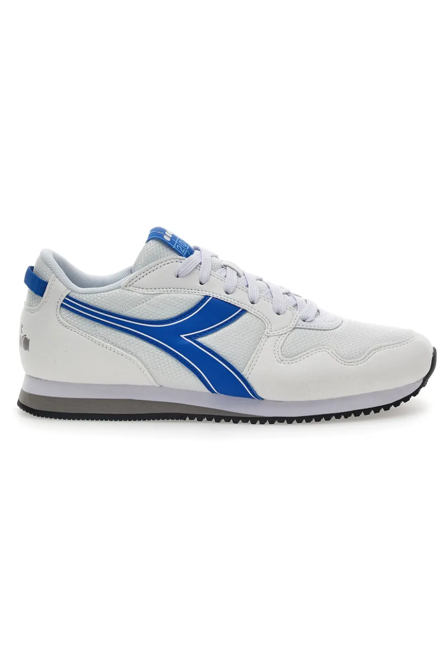 Weiße Turnschuhe mit blauem Diadora Skyler Athletic Frieze