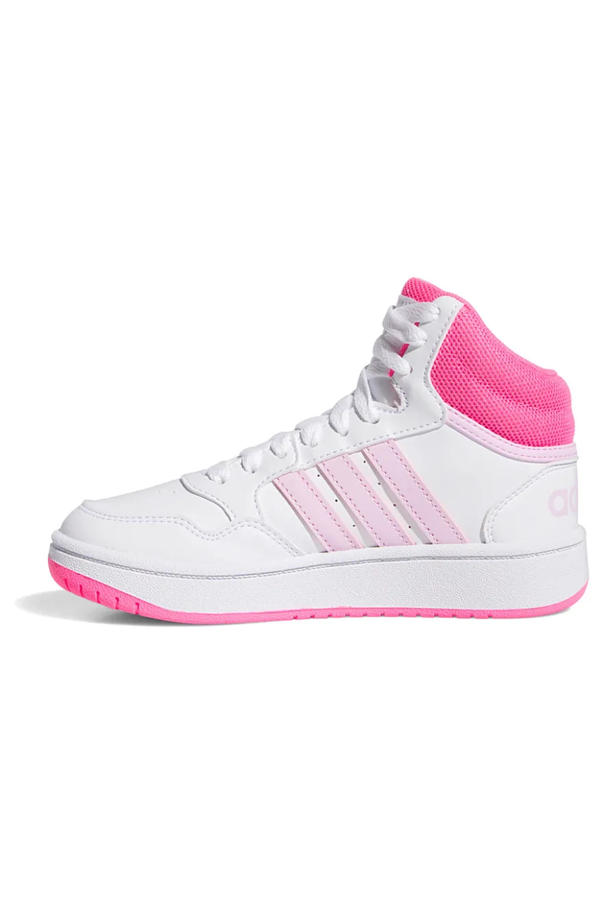 Weiße und rosa Sneaker mit Adidas Hoops 3.0 Mid K-Schnürsenkeln